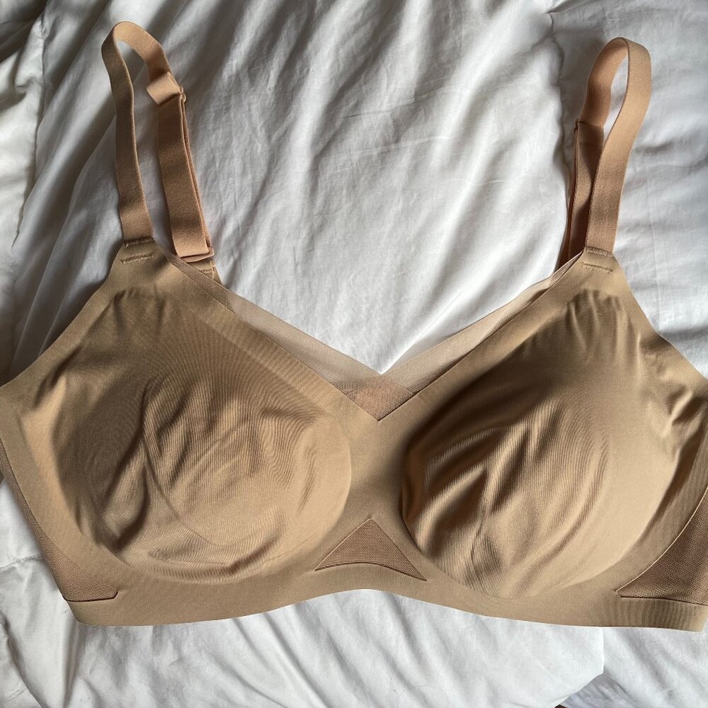 Honeylove bra. Tan. 36B/C. Excellent condition